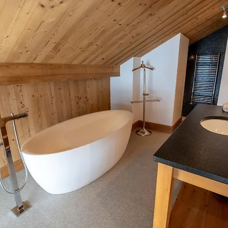 샬레 Chalet Zybeline